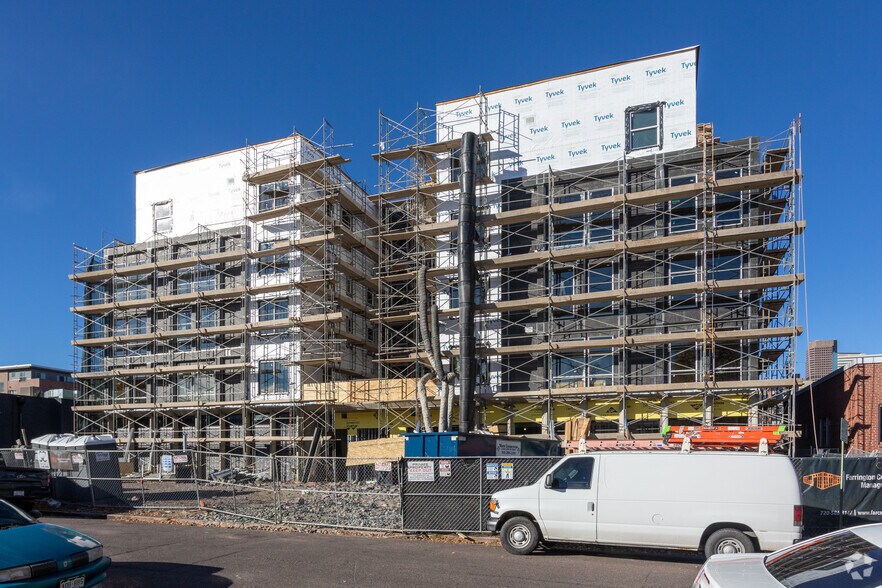 Nov 2021 - Evo on Emerson