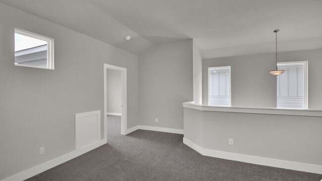 Building Photo - 208 Mirabeau Way