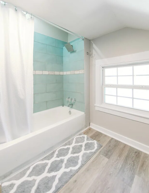 Building Photo - 1002 W Mulberry Ave