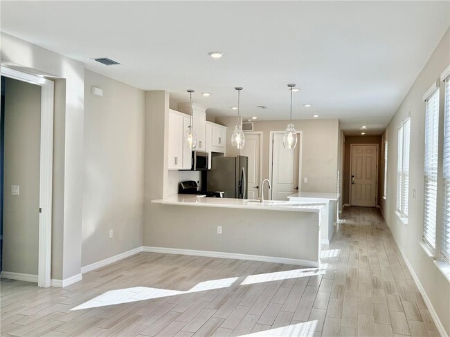 Building Photo - 15109 Shady Palms Ln