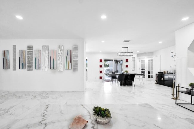 Building Photo - 3681 N 54th Ave