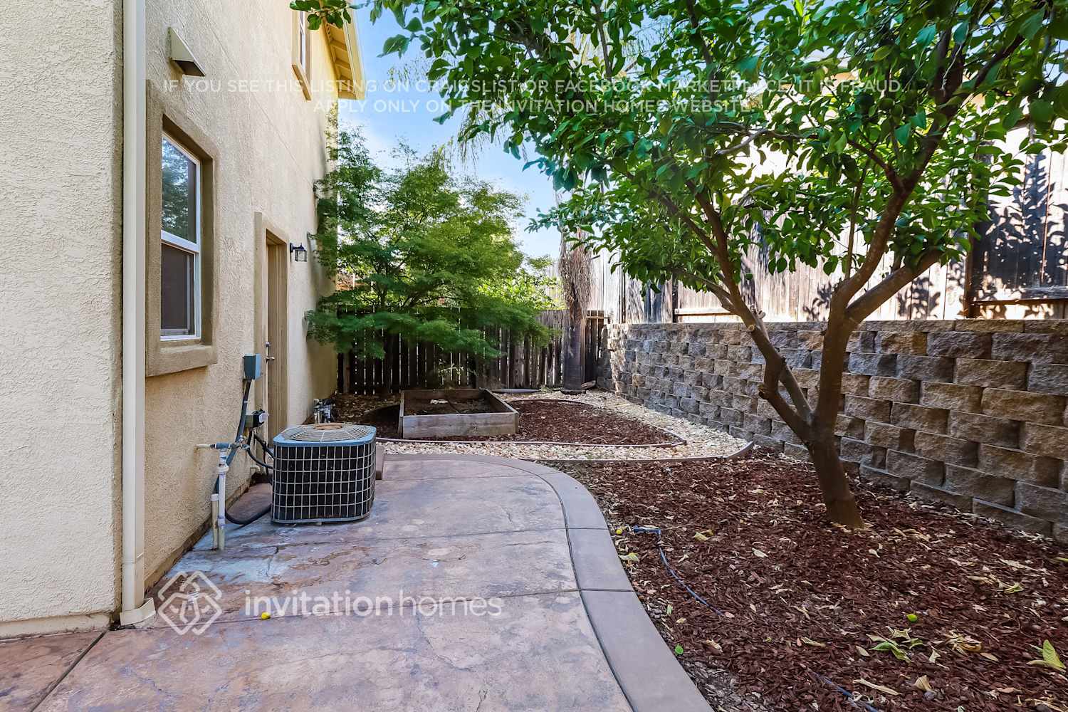 Building Photo - 118 Palermo Way
