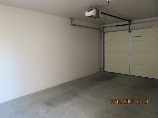 Building Photo - 930 Sheldon Ave
