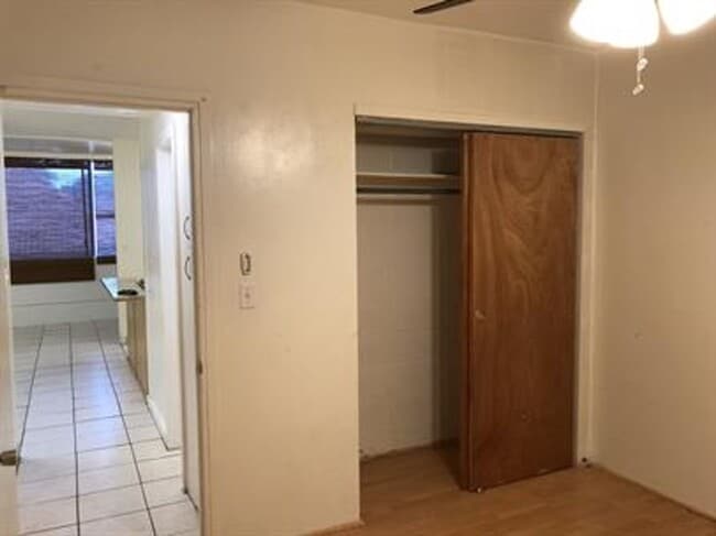 Building Photo - 2050 Nuuanu Ave