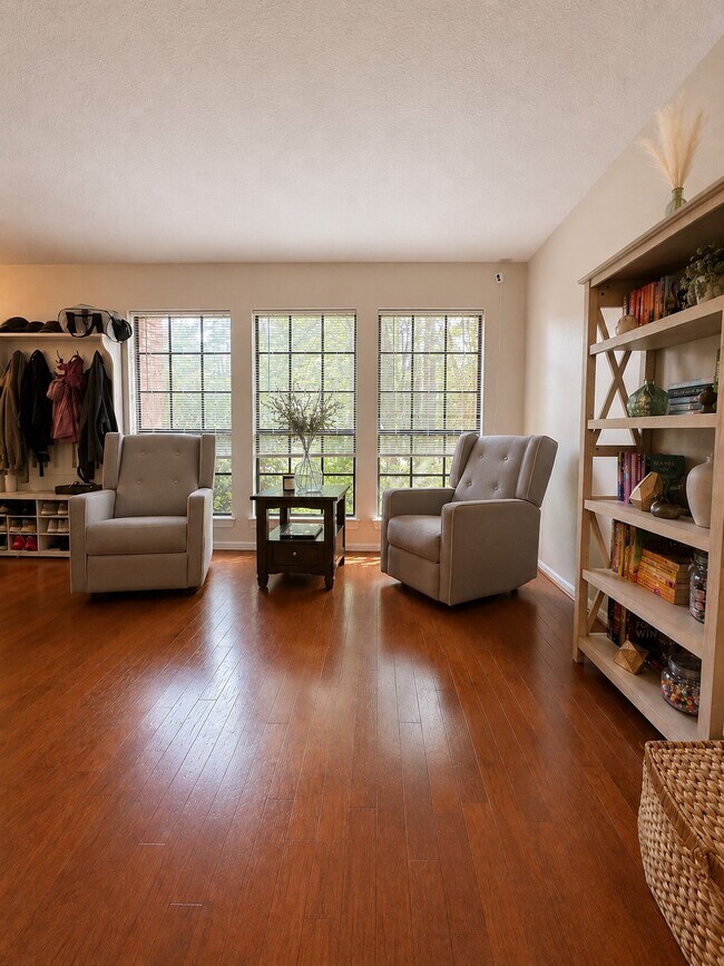Building Photo - 63 S Stony Bridge Cir