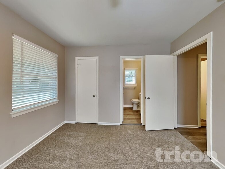 Building Photo - 5619 Nina Lee Ln