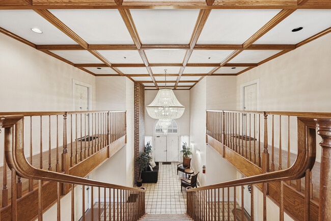 Building Photo - 4501 Regency Dr