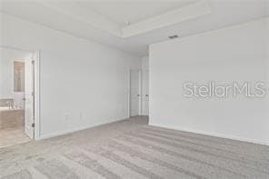 Building Photo - 323 Nine Iron Dr