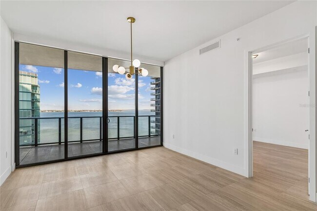 Building Photo - 3015 S Ysabella Ave