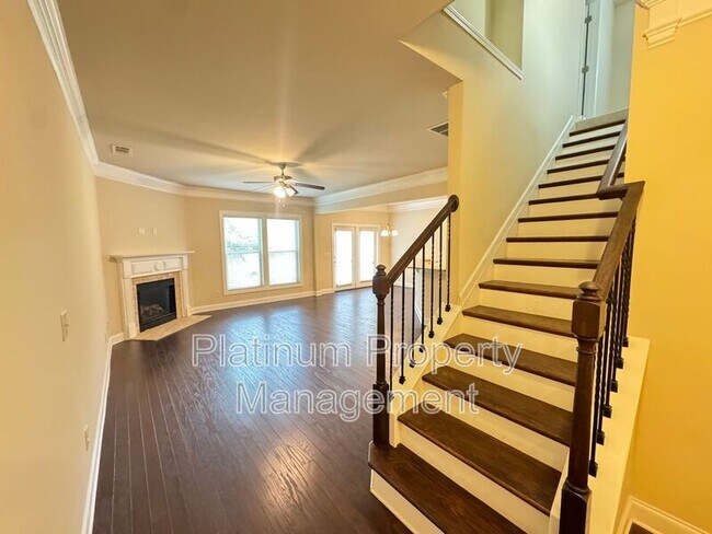 Building Photo - 13318 Flamingo Rd