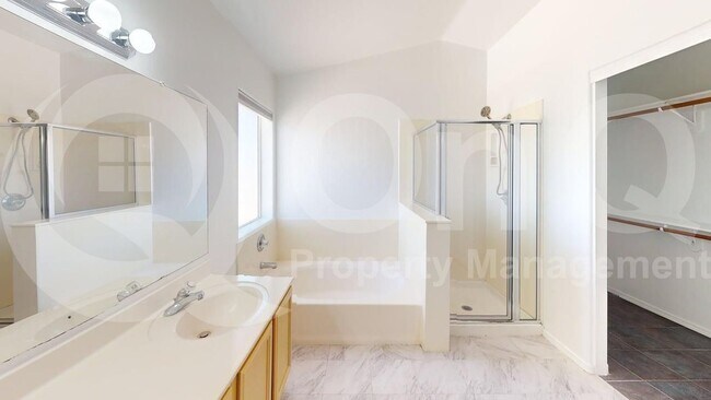 Building Photo - 9191 N Eaglestone Loop