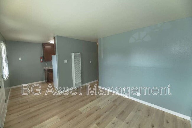 Building Photo - 1574 San Pablo Ave