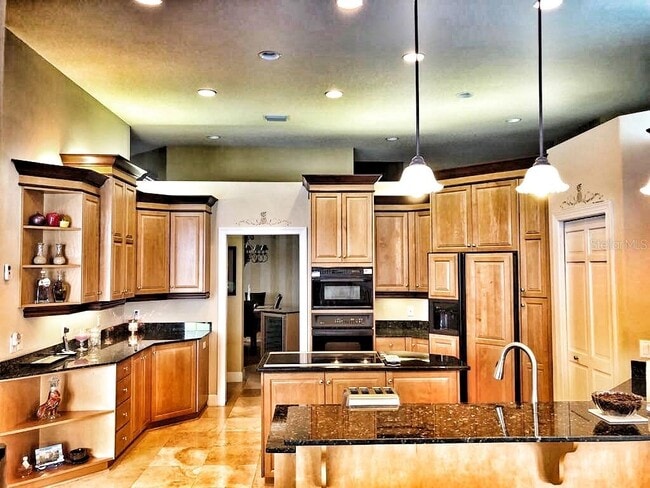 Building Photo - 10541 Cory Lake Dr