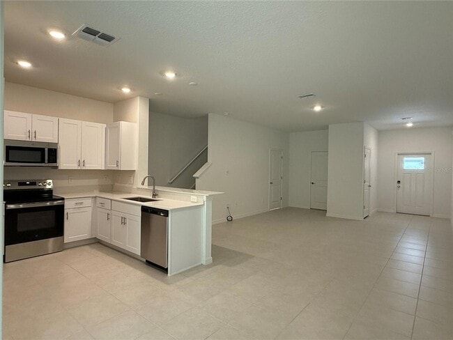 Building Photo - 10232 Trumpet Honeysuckle Wy