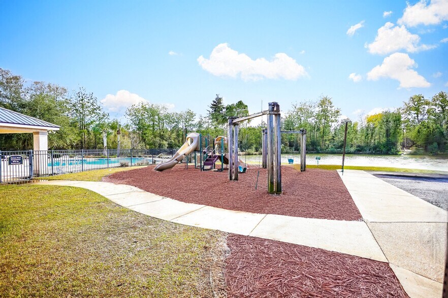 Building Photo - 222 Saddle Brooke Trce