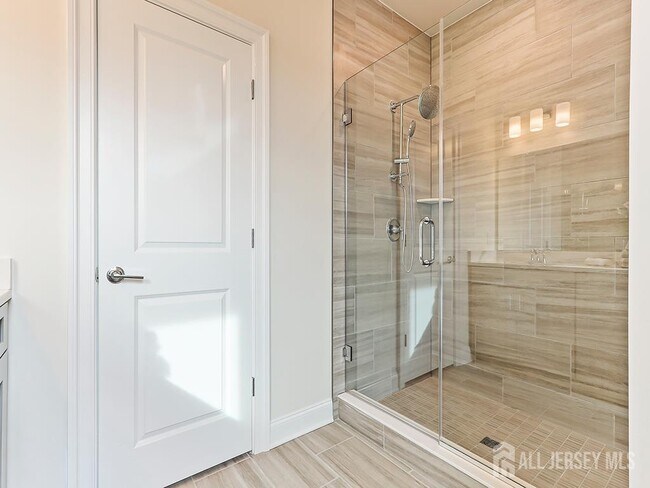 Building Photo - 715 Parker Blvd