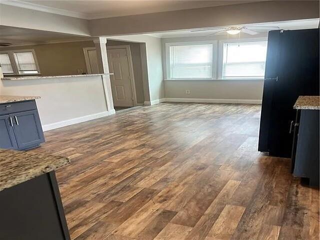 Building Photo - 1304 S Cloverleaf Cir