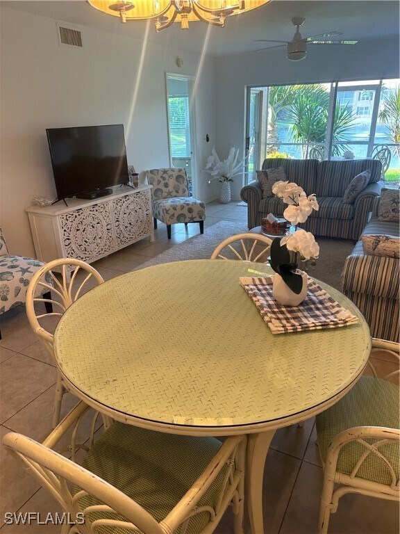 Building Photo - 1950 W Crown Pointe Blvd