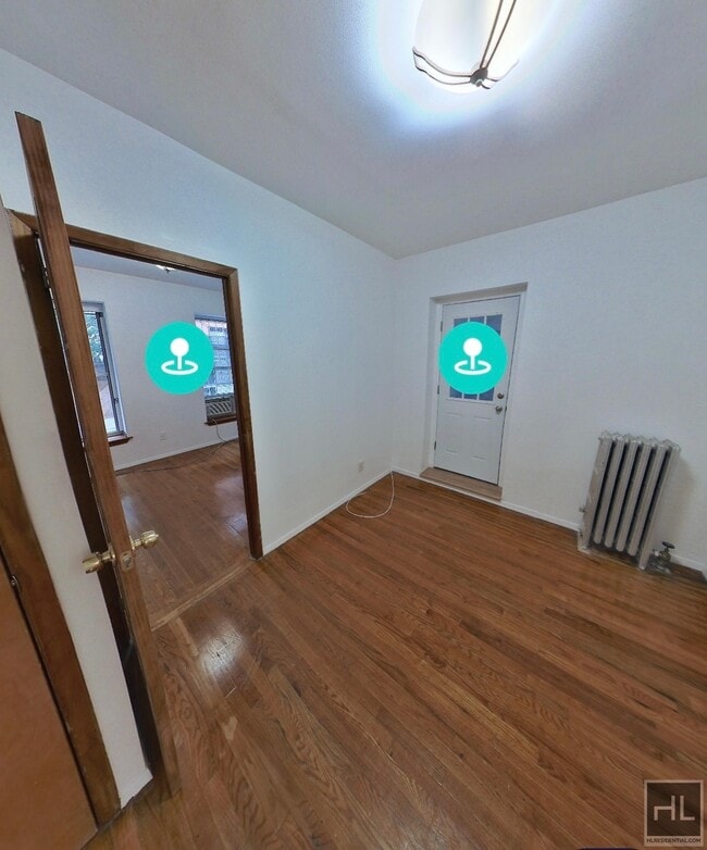 Building Photo - EAST 7 STREET