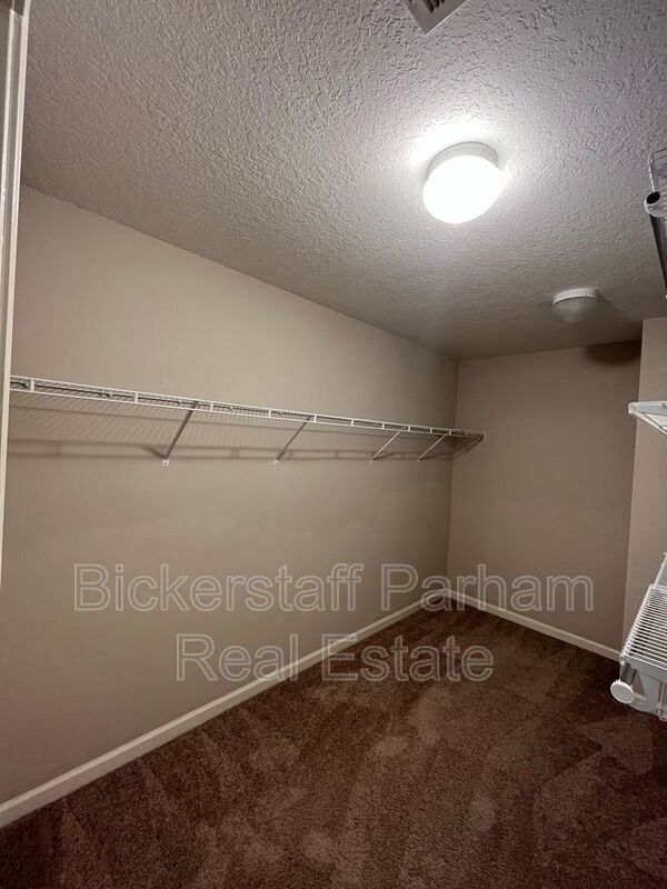 Building Photo - 7426 Sorrel Ct