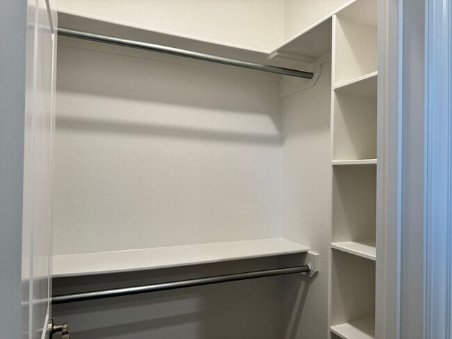 Building Photo - 448 Preston Rdg Dr
