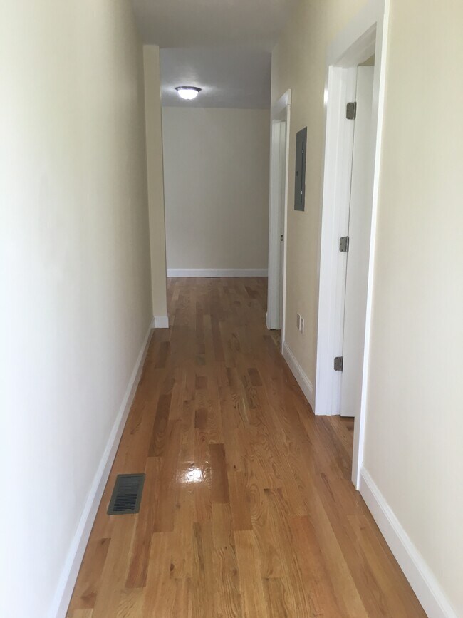 Building Photo - 785-787 Broadway Street