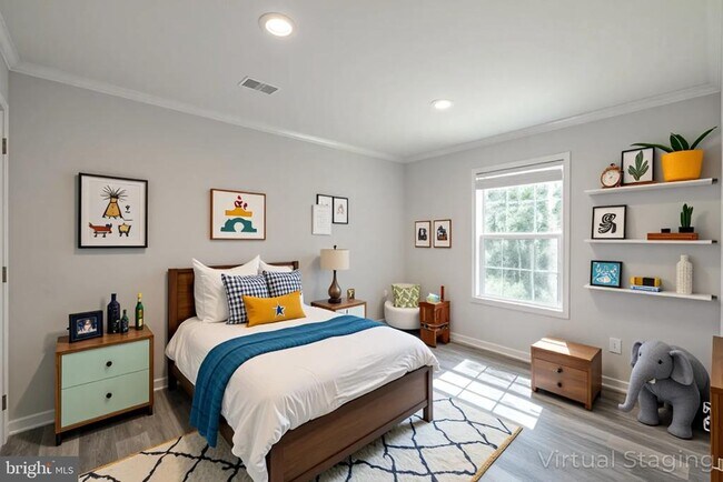 Building Photo - 307 Larkspur Rd