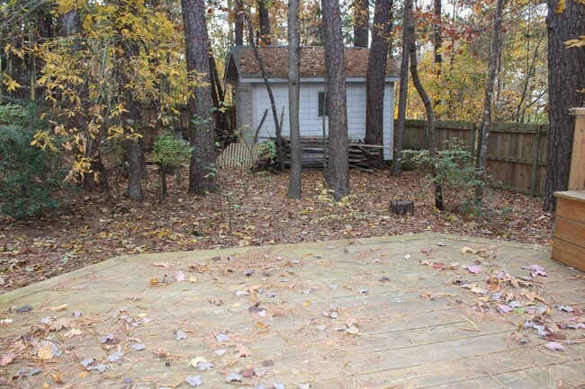 Building Photo - 112 Wenonah Way