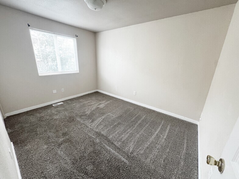 Building Photo - 2132 Fairplay St
