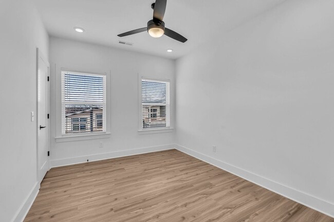 Building Photo - New build in West Nashville!