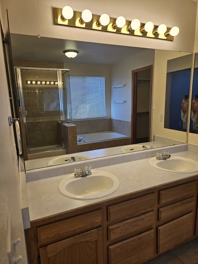 Building Photo - "Discover Spacious Comfort: 5-Bed, 4-Bath Retreat in Superior, CO – 3,439 Sq. Ft. of Elegant Livi...