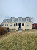 Building Photo - 80 Curtis St