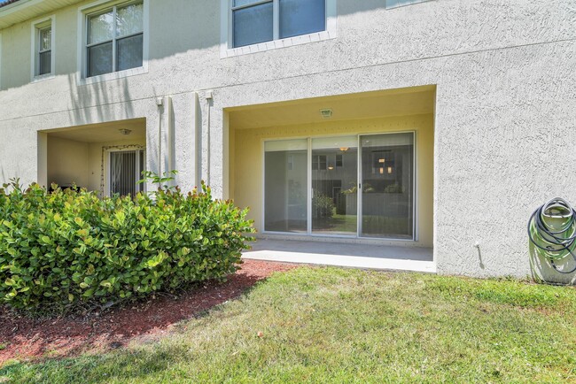 Building Photo - 9700 Porta Leona Ln