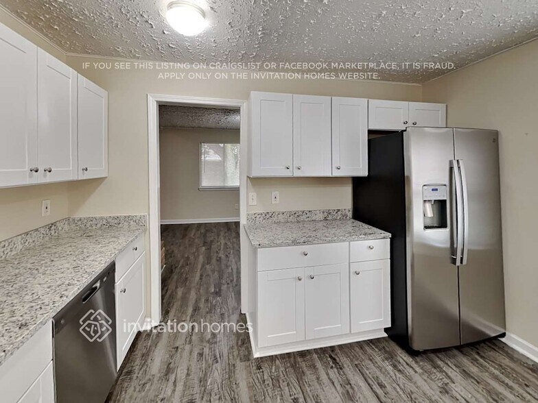 Building Photo - 2622 Broomsedge Dr
