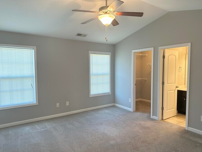 Building Photo - 2353 Walcot Way