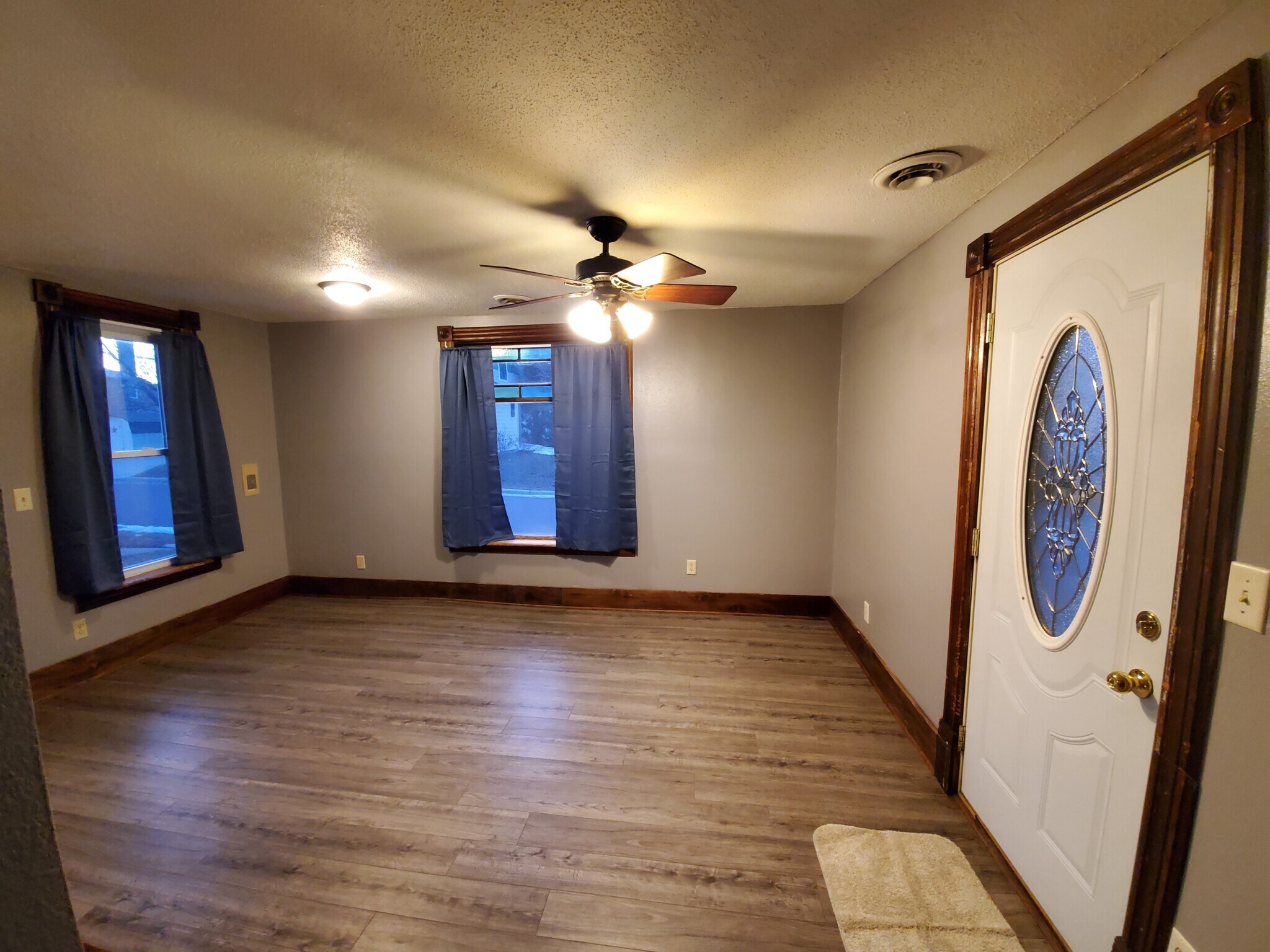 Building Photo - 104 NW 2nd St