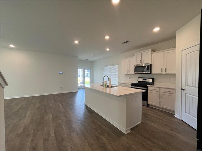 Building Photo - 3336 Meriwether Dr