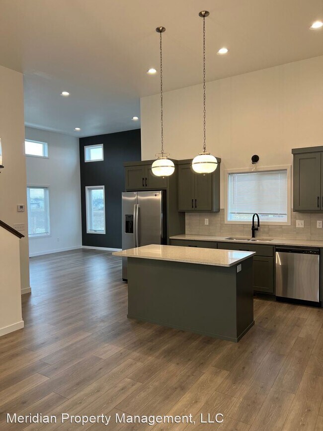 Building Photo - 4 br, 2 bath House - 5551 Lori Lane W