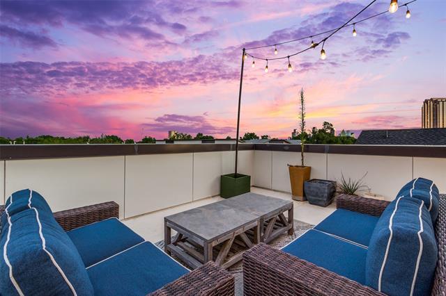 Building Photo - 4805 Manett St