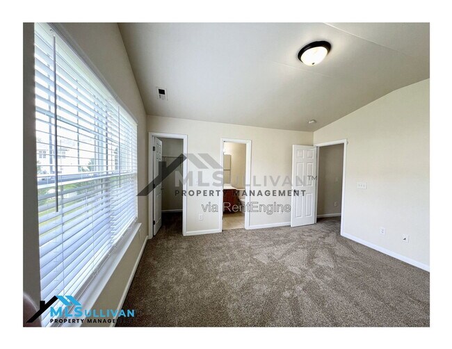Building Photo - 5403 Danube Ln