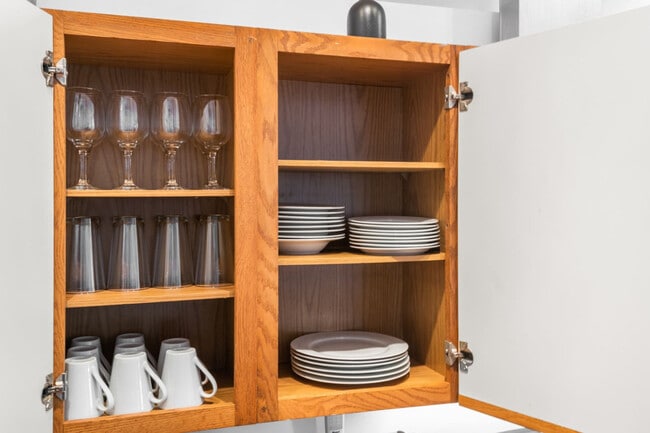 Building Photo - 309 Vine St