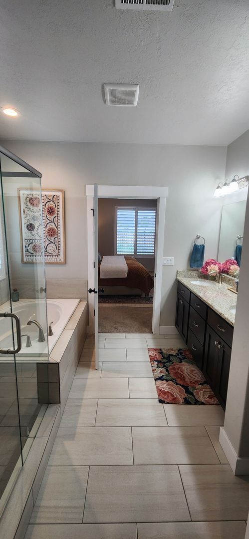 Building Photo - Move-In Ready 3BR/2BA West Haven Home
