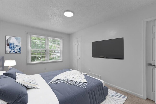 Building Photo - 570 Tenbee Ln
