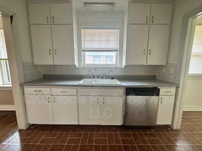 Building Photo - 1516 N Classen Blvd
