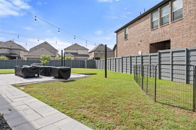 Building Photo - 1716 Elise Ln