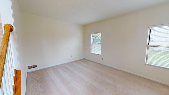 Building Photo - 6498 Ringsend Ct