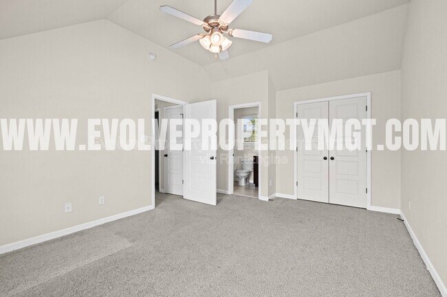 Building Photo - 3586 Brister St