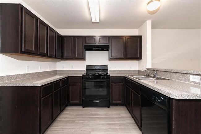 Building Photo - 14703 Jennys Park Pl