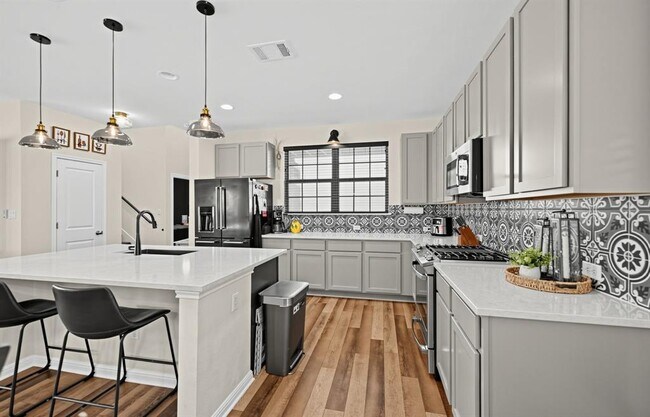 Building Photo - 261 Arabian Colt Dr