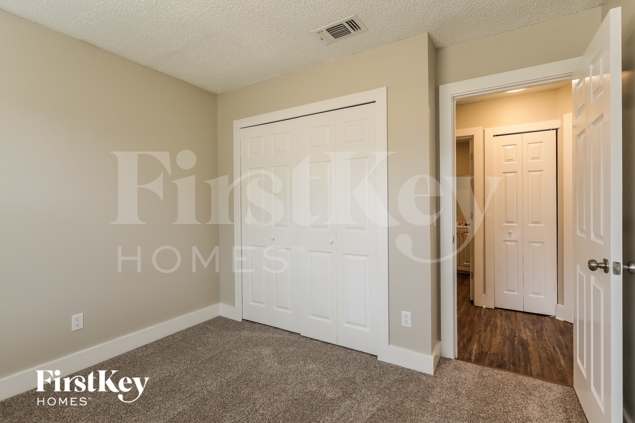 Building Photo - 8717 Irongate Dr